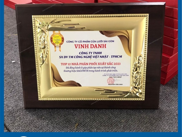 In Bảng Vinh Danh